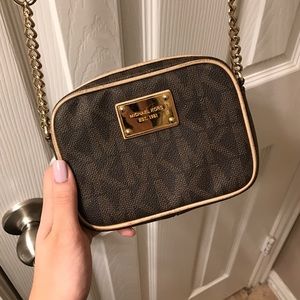 Michael Kors Crossbody