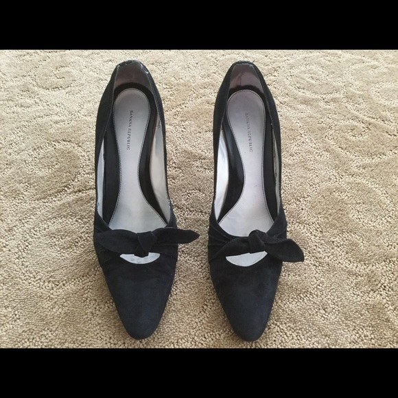 Suede Shoe with Bow - Picture 1 of 3