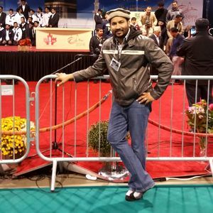 Meet your Posher, Malik