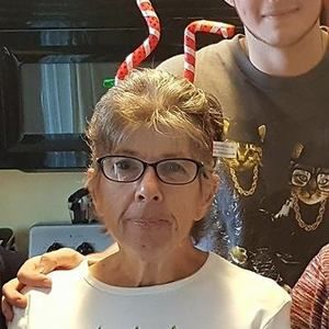 Meet your Posher, Joyce