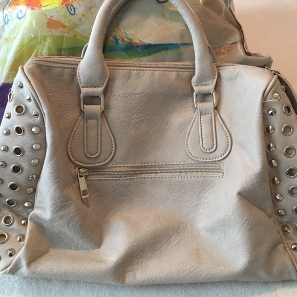 Purse - Picture 2 of 4