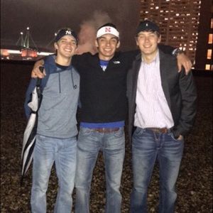 Meet your Posher, Cameron