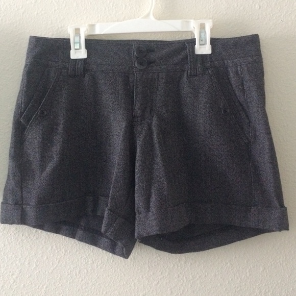 Gray shorts