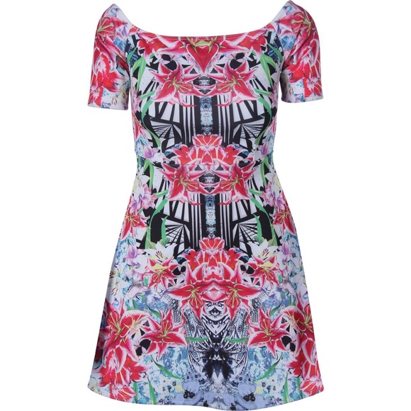 NWT Beautiful Floral Aqua Dress