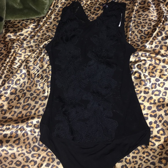 Body suit.. never been worn - Picture 1 of 3