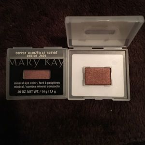 Closet Sale 🛍 New Copper Glow Mineral Eye Color