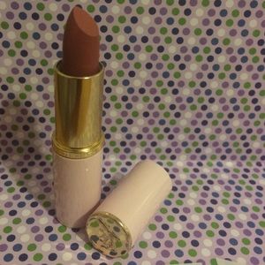 SOLD NEW Mary Kay Lipstick, shade: Shell