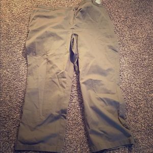 LL Bean Classic Fit Khaki Size 26