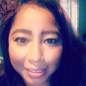 Meet your Posher, Paola