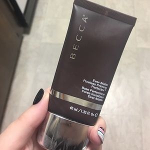 Becca Ever-Matte poreless priming perfecter