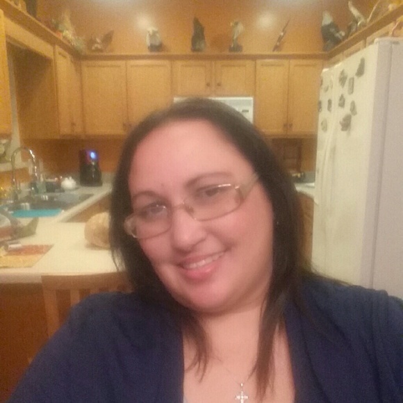 Meet your Posher, Romaline - Picture 1 of 1