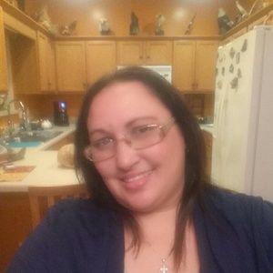 Meet your Posher, Romaline