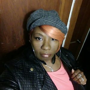 Meet your Posher, Nakesha