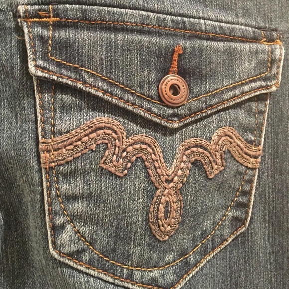 Jeans - Picture 3 of 3