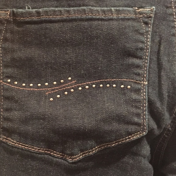 Jeans - Picture 3 of 3