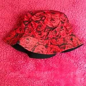 Rose Bucket Hat🌹