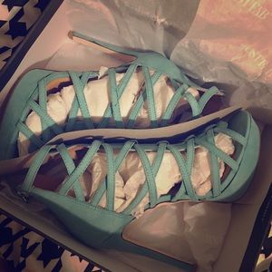 Cosette JustFab Heels