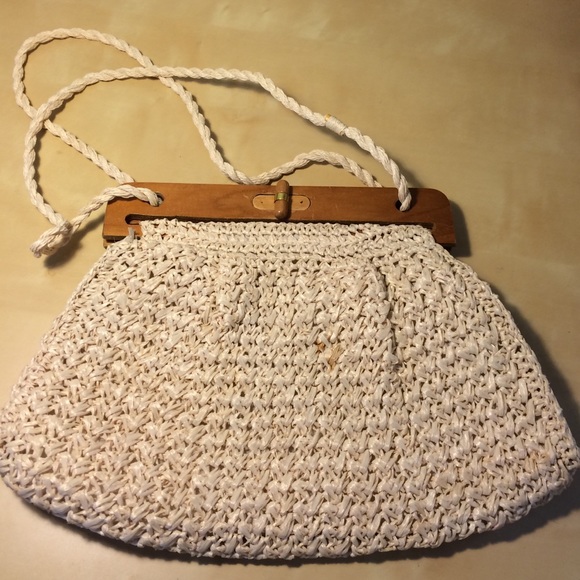 Vintage cream woven purse
