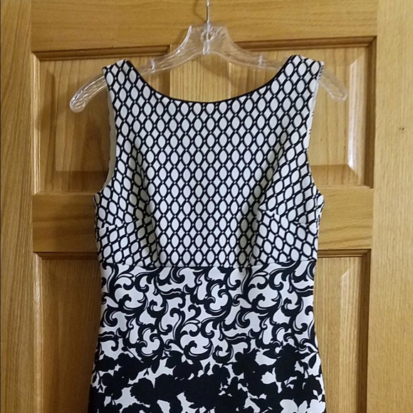 Whit House Black Market Dress