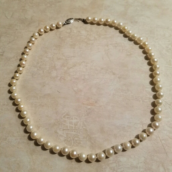 Pearl necklace