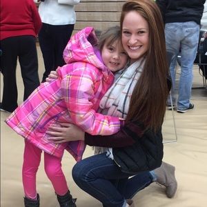 Meet your Posher, Nora