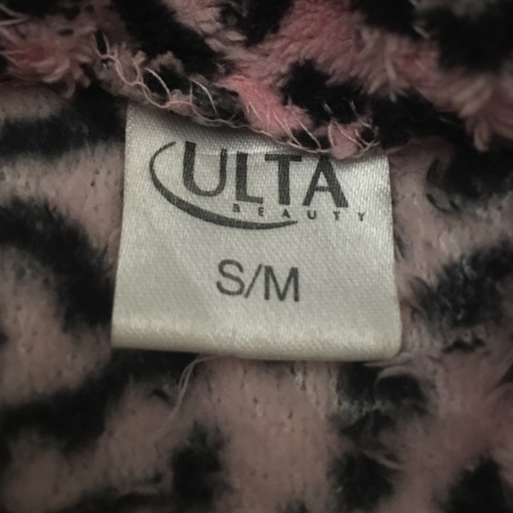 Used Woman's Robe - Picture 2 of 3