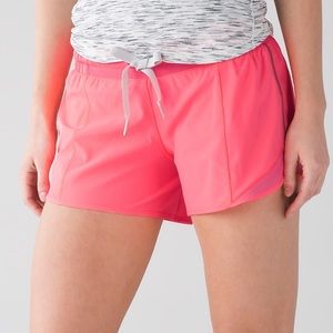 Lululemon Hotty Hot Short Long, Grapefruit size 8