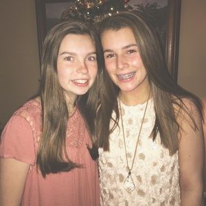 Meet your Posher, Lacee