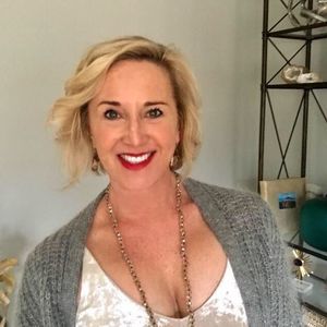 Meet your Posher, Becky