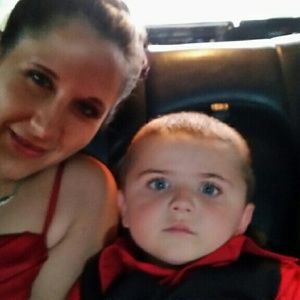 Meet your Posher, Holly