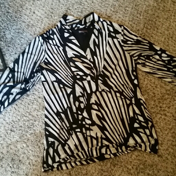 Dana Buchman Dress Shirt