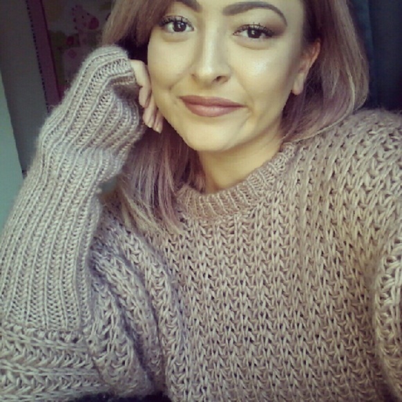 Charlotte Russe mauve, knitted sweater