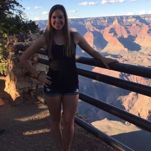 Meet your Posher, Amanda