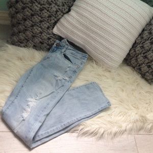 American Eagle Ripped Skinny Jeans