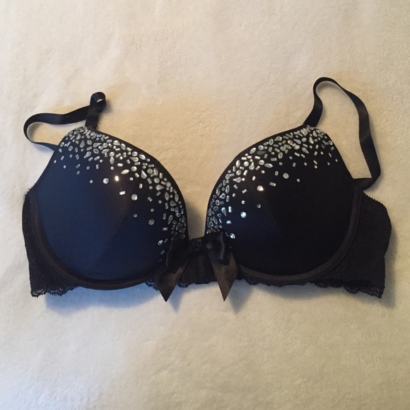 Black push up bra with rhinestones ✨