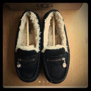 Ugg Ansley w Charm-6