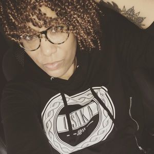 Meet your Posher, Mac