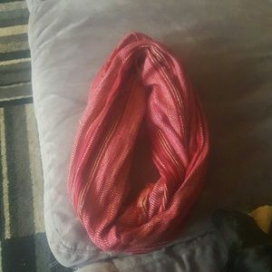 Infinity scarf