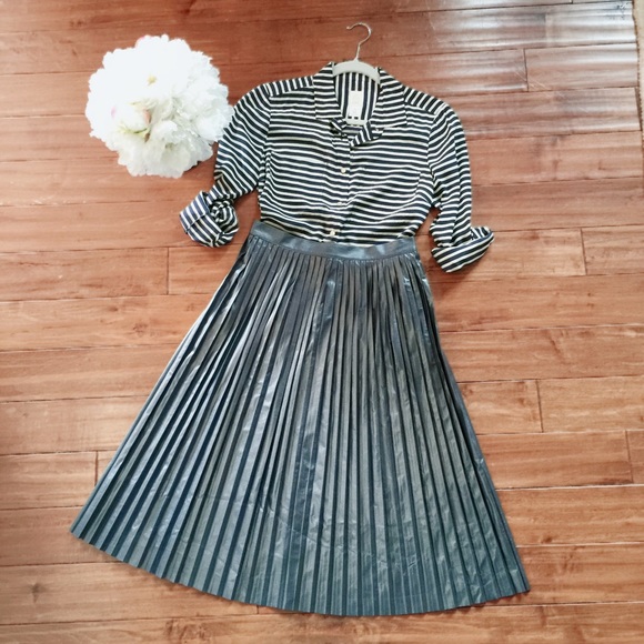 🎉2XHP🎉 J. CREW FAUX LEATHER PLEATED MIDI SKIRT 4 - Picture 2 of 4