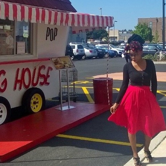 Meet Your Posher, Cia - Picture 6 of 6