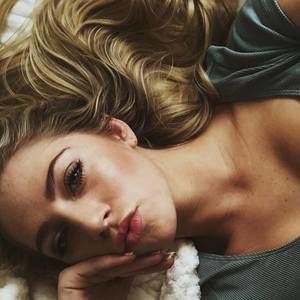 Meet your Posher, Elise