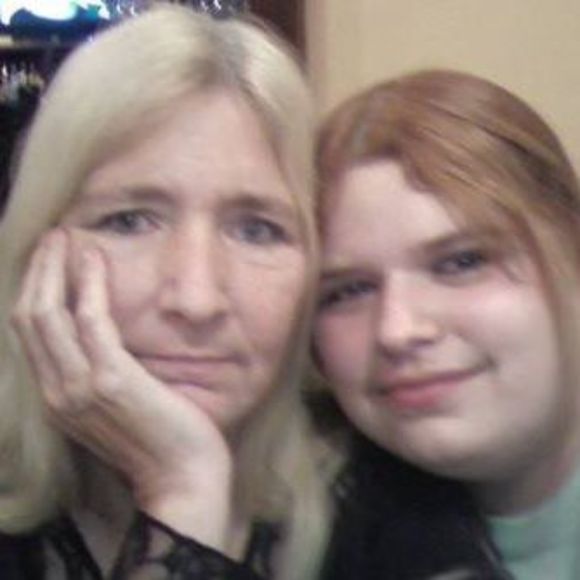 Meet your Posher, Sarah - Picture 1 of 1