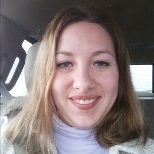 Meet your Posher, Stephanie