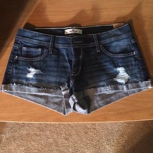 NWT Hollister short shorts. Size 7.