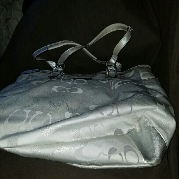 Coach - Picture 2 of 4