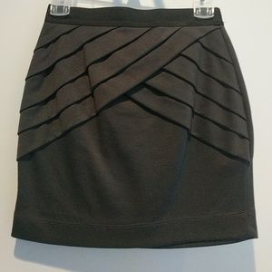 Gray pleated mini skirt
