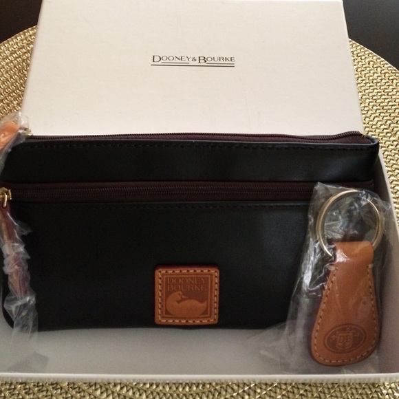 Dooney&Bourke