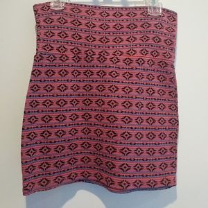 Aztec print knitted mini skirt.