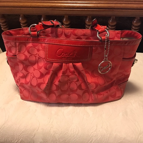 💯% Authentic Coach Handbag