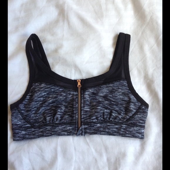 lululemon athletica Other - lululemon Drop It Like It's Hot Bra. Size 8